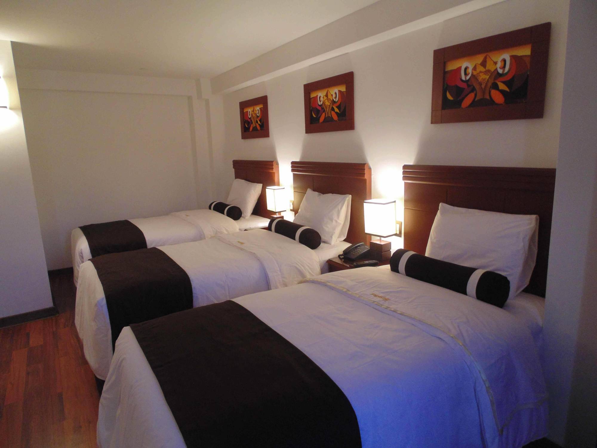 Hotel Ferre Куско Екстериор снимка